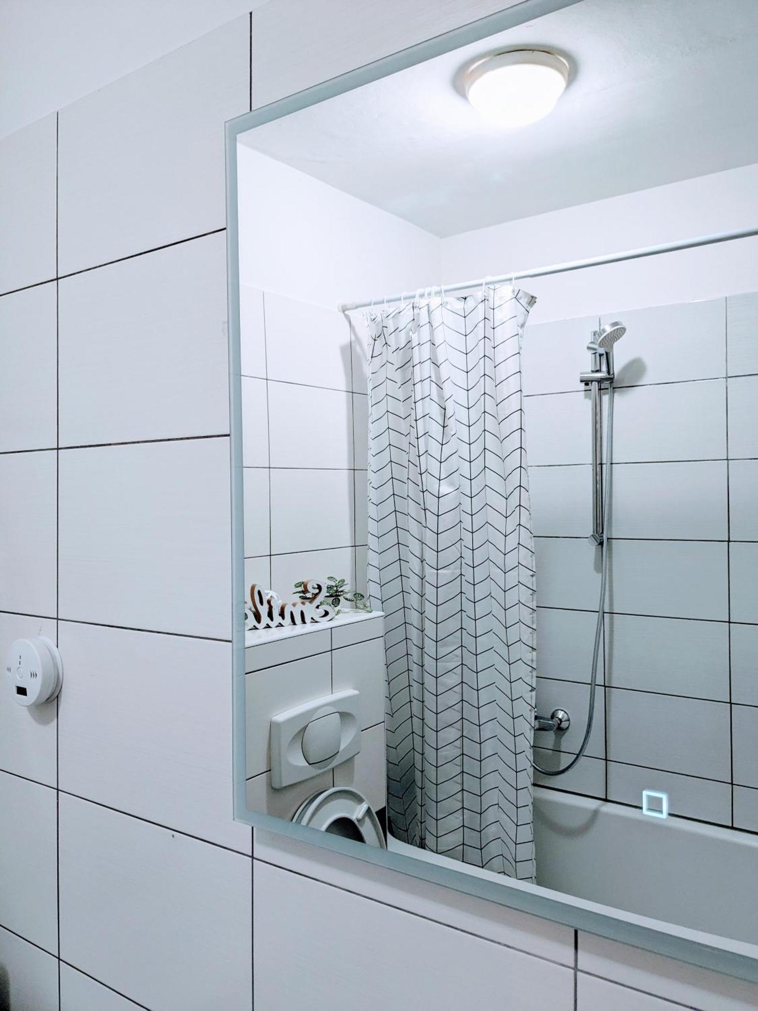 Doma-Lu Apartment-Near Airport And Highway- Free Parking Velika Mlaka Extérieur photo